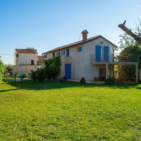 Charming In Zambratija, 44 Sqm, Parking Included Zambratija (Istria)
