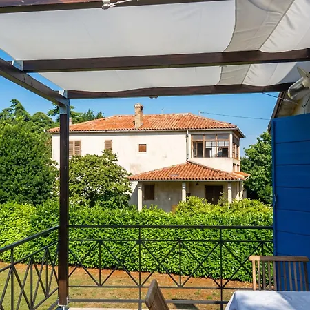 Charming In Zambratija, 44 Sqm, Parking Included